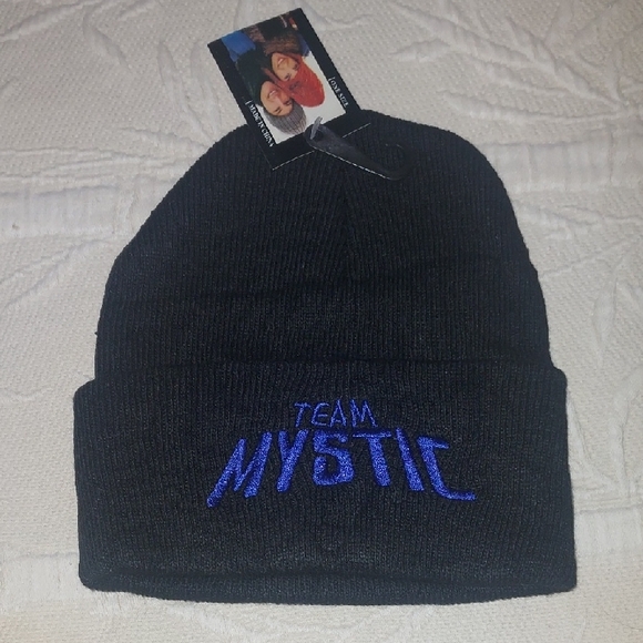 unbranded Accessories - Pokemon Go Team Mystic Beanie